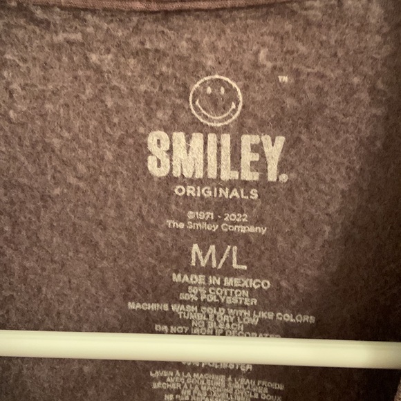 THE ORIGINAL SMILEY BRAND SWEATSHIRT….🙂💗🎀🛍️🥰 - Picture 6 of 6